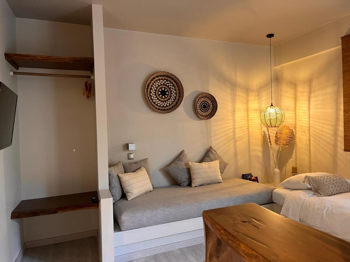 Ganimede Hotel, Galaxidi Bagian luar foto