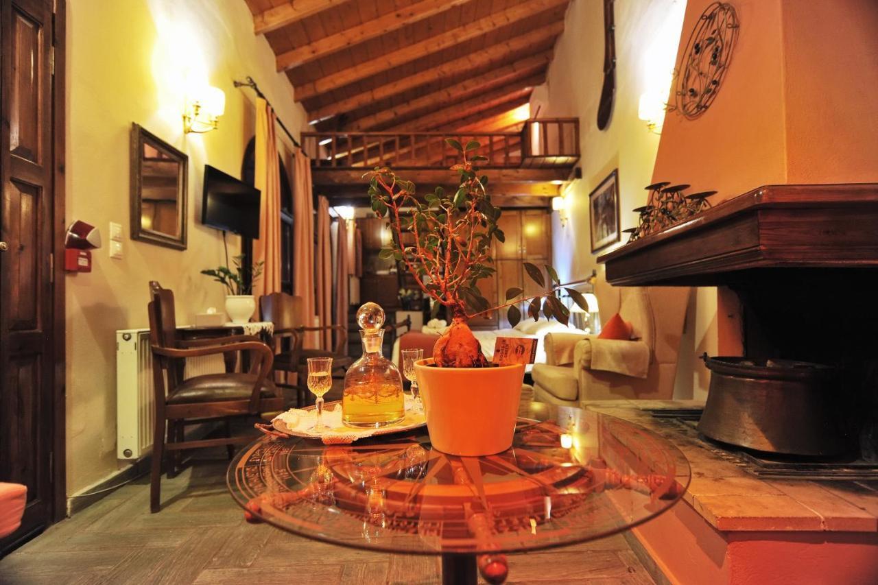 Ganimede Hotel, Galaxidi Bagian luar foto