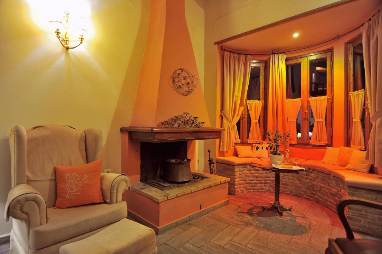 Ganimede Hotel, Galaxidi Bagian luar foto